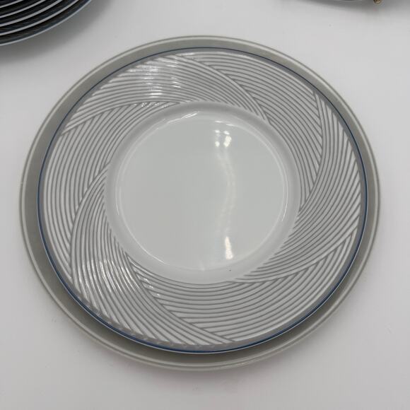 Vintage Salad Plates in Twill Blue by Dansk Set of 4, 9 inch - Picture 6 of 10